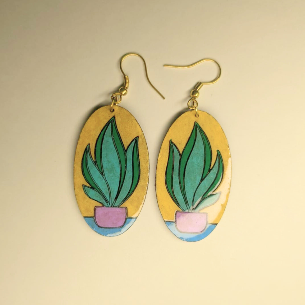 Lush Leaves Drop Earring